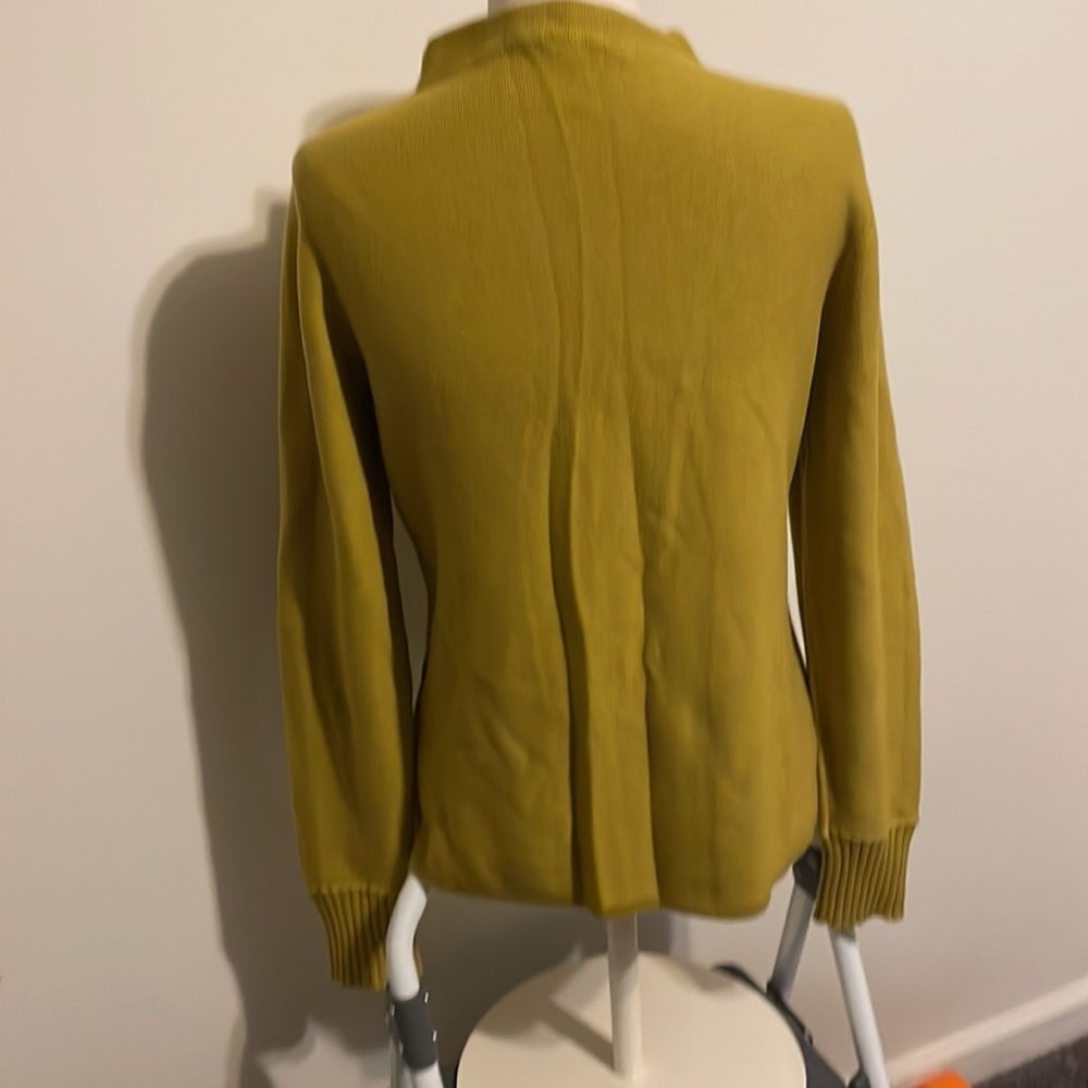 Sweater - Picture 4 of 6